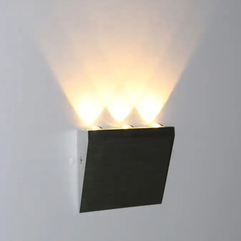 Upside or Downside Home Decoration Surface Wall Mounted Led wall sconce Silver Finished Indoor Wall Light