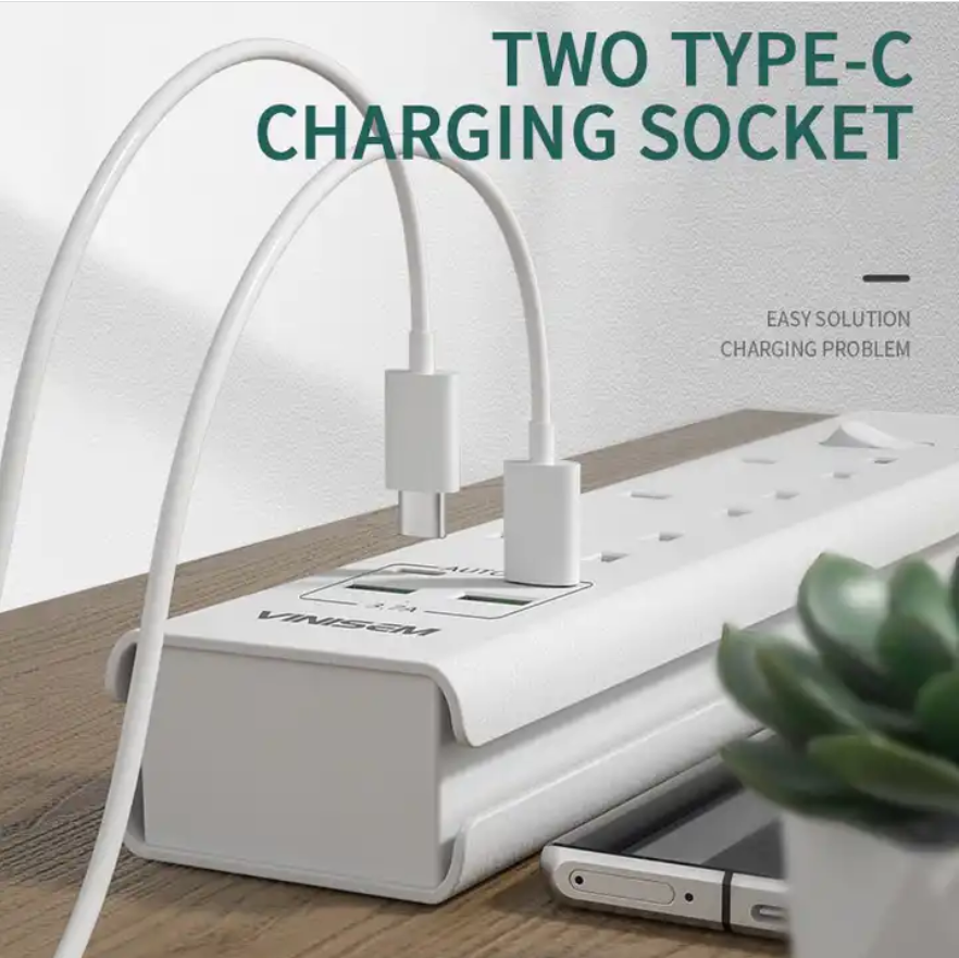 4 way Uk standard power strip 3.7A 2 usb port 2 Type C electric surge protector desktop extension plug cord socket