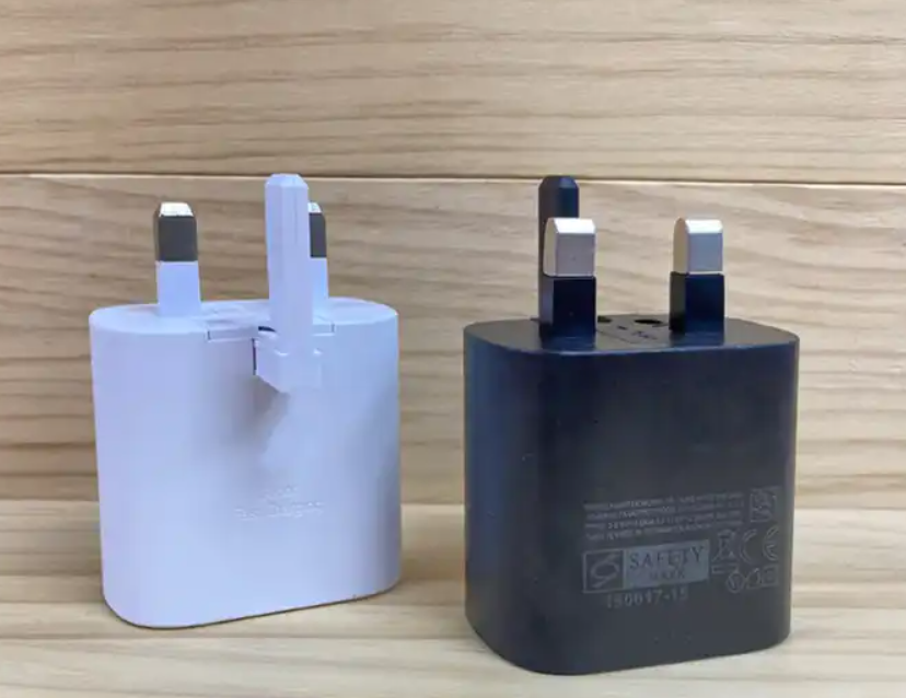 Original 25W PD Fast Charging Charger For Samsung Note10 S20 UK 3pin Type-c Wall Charger TA800